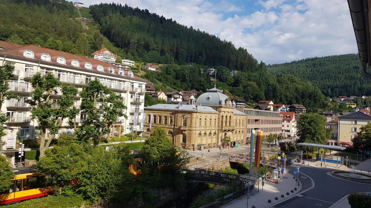 Gemuetliche Wohnung Im Zentrum Von Bad Wildbad Ngoại thất bức ảnh